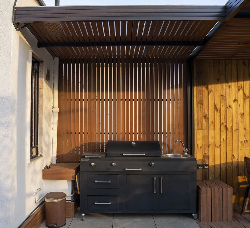 باربیکیو در بالکن