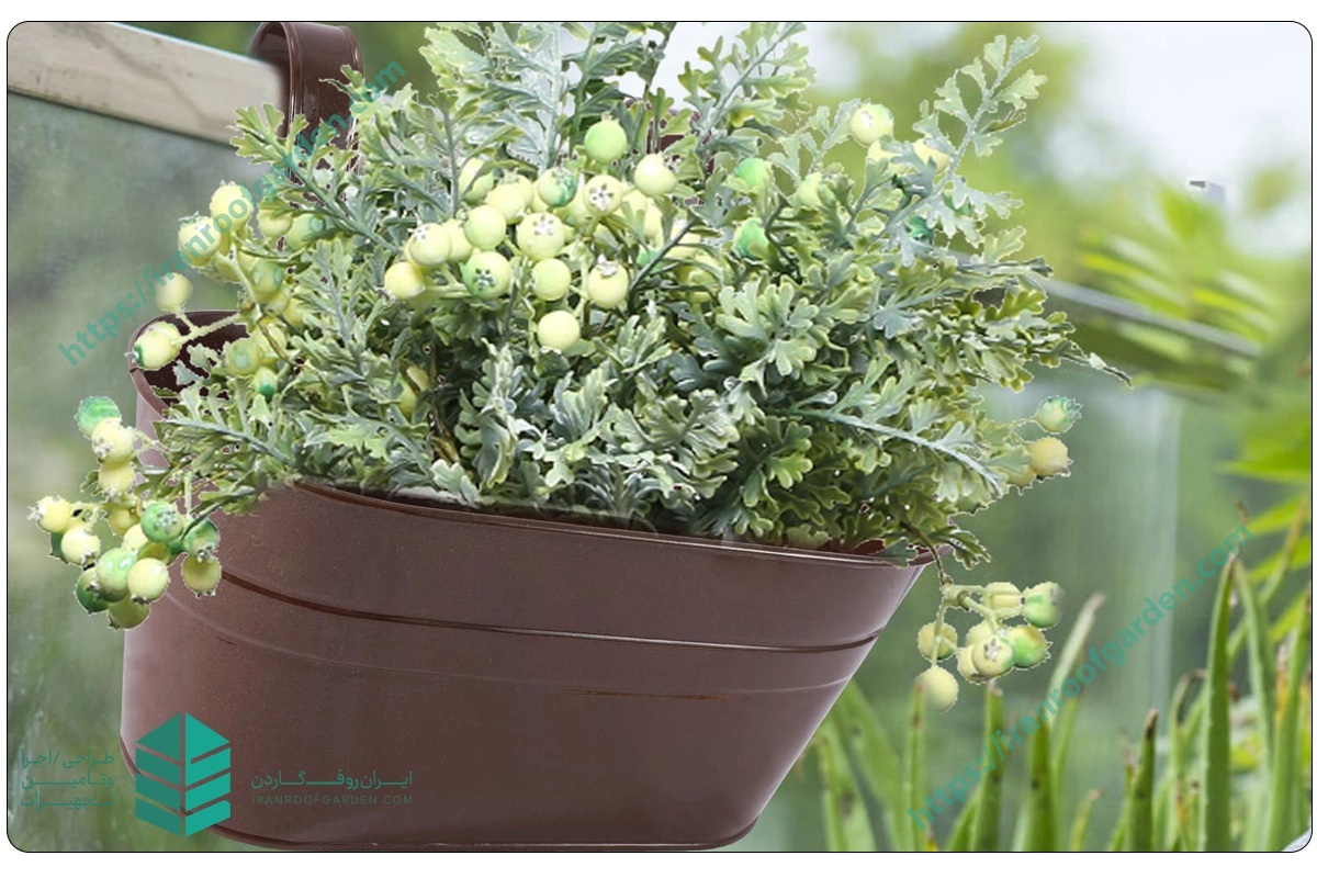 فلاور باکس نرده‌ای